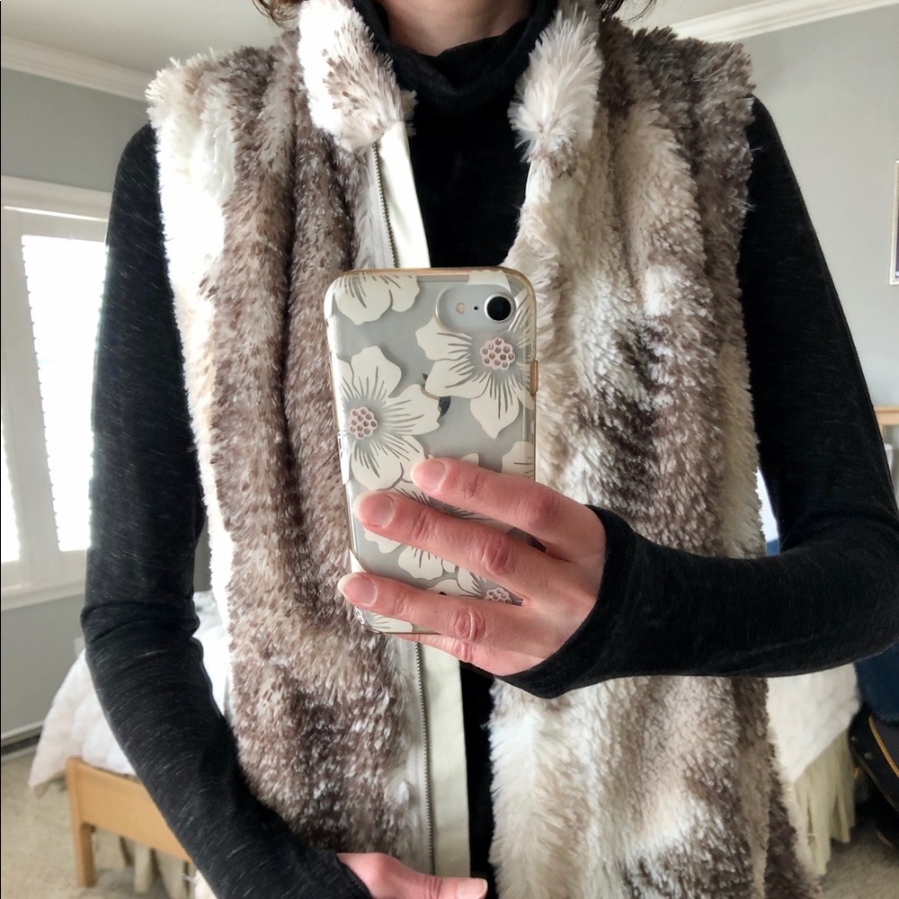 CABi Faux Fur Vest AND Long Sleeve Turtleneck